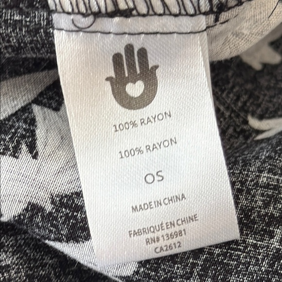 Spiritual Gangster Maya Tie Front Kimono Robe Beach Cover Black Floral One Size - Picture 11 of 11